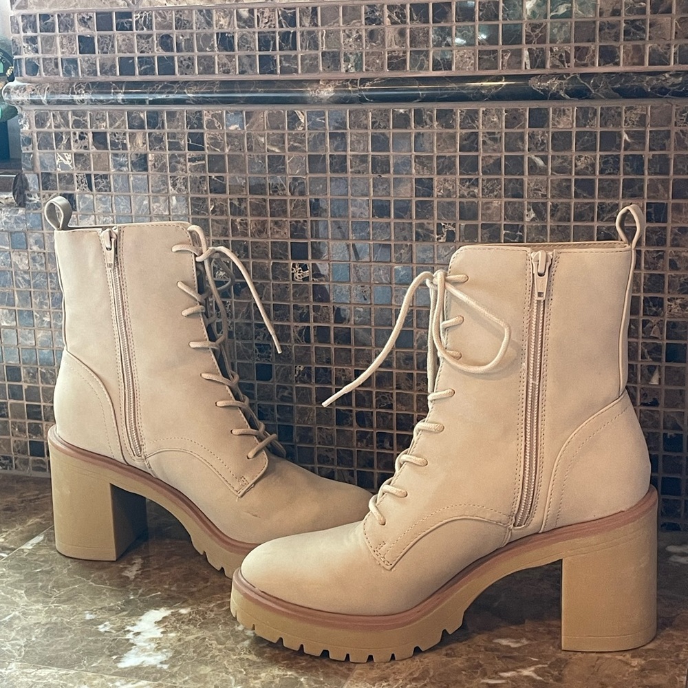 BOOTIES, chunky stacked heel and lug platform on a lace up and zippered dune hue